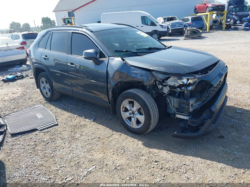 2019 Toyota Rav 4 VIN JTMP1RFV4KD008696 IAAI salvage auction — FRONT END, Salvage Title, sold $7,300 on 2026-07-22 (photo 1)