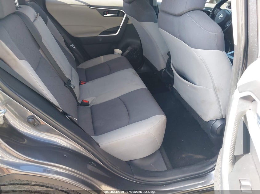 2019 Toyota Rav 4 VIN JTMP1RFV4KD008696 IAAI salvage auction — FRONT END, Salvage Title, sold $7,300 on 2026-07-22 (photo 8)