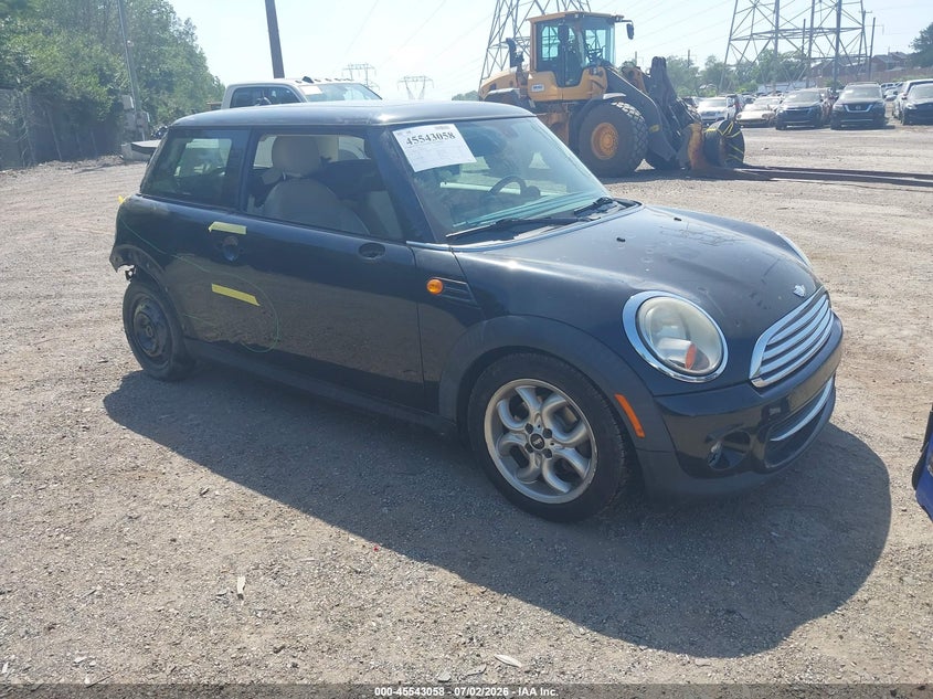 2011 Mini Cooper VIN WMWSU3C51BT095303 IAAI salvage auction — REAR END, Salvage (Pennsylvania), sold $250 on 2026-07-17 (photo 1)