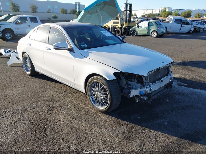2020 Mercedes-benz C-klasse VIN WDDWF8DB4LR557390 IAAI salvage auction — FRONT END, Salvage Title, sold $8,200 on 2026-08-07 (photo 1)