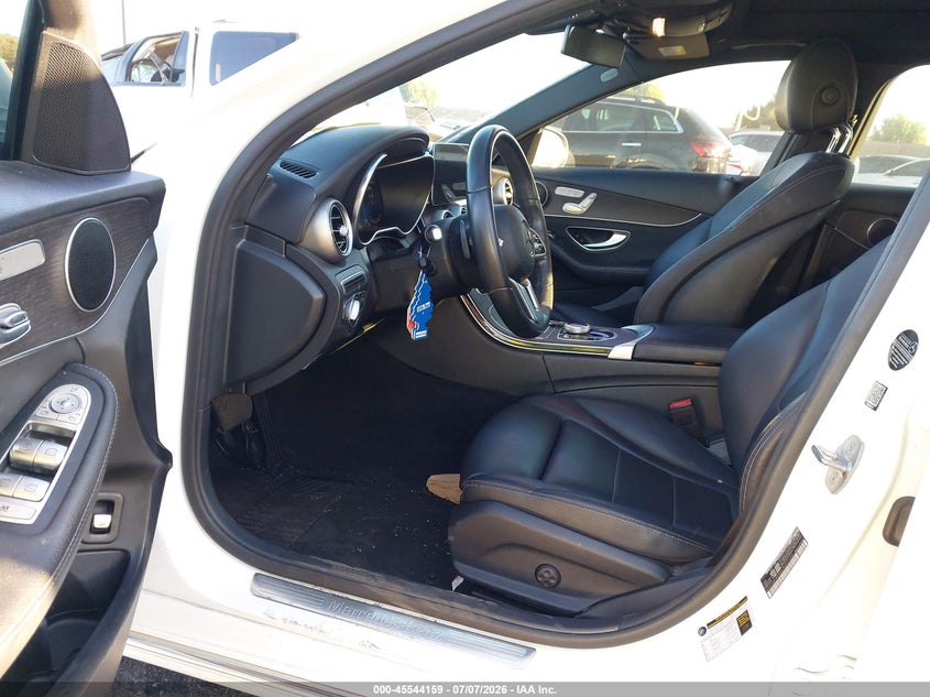 2020 Mercedes-benz C-klasse VIN WDDWF8DB4LR557390 IAAI salvage auction — FRONT END, Salvage Title, sold $8,200 on 2026-08-07 (photo 5)