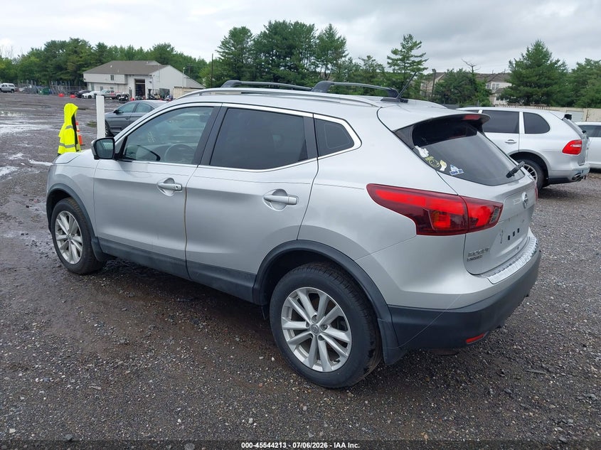 2018 Nissan Rogue VIN JN1BJ1CR7JW201532 IAAI salvage auction — NORMAL WEAR, Clear (New Jersey), sold $1,550 on 2026-07-14 (photo 3)