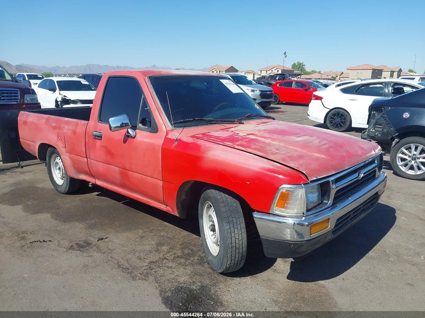 1991 Toyota Pickup VIN JT4RN81P1M5113791 IAAI salvage auction — FRONT END, Salvage (Arizona), sold $825 on 2026-07-12 (photo 1)
