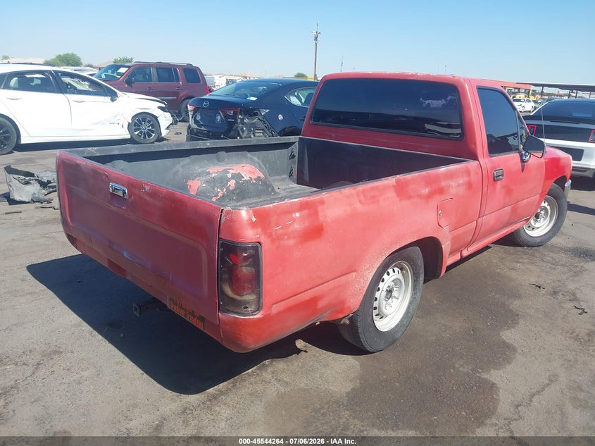 1991 Toyota Pickup VIN JT4RN81P1M5113791 IAAI salvage auction — FRONT END, Salvage (Arizona), sold $825 on 2026-07-12 (photo 4)