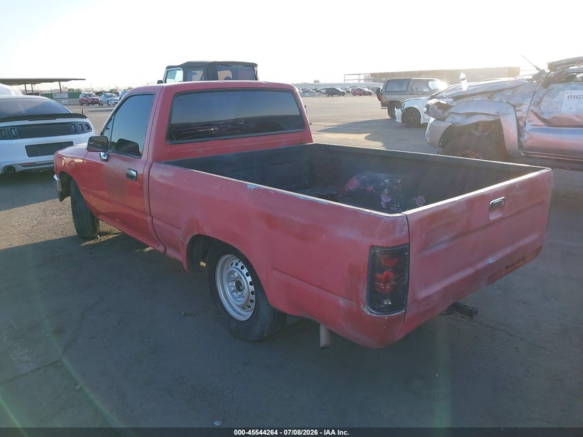 1991 Toyota Pickup VIN JT4RN81P1M5113791 IAAI salvage auction — FRONT END, Salvage (Arizona), sold $825 on 2026-07-12 (photo 3)