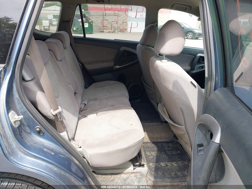 2007 Toyota Rav4 VIN JTMZD33V276029799 IAAI salvage auction — NORMAL WEAR, Original (Maine), sold $300 on 2026-07-20 (photo 8)