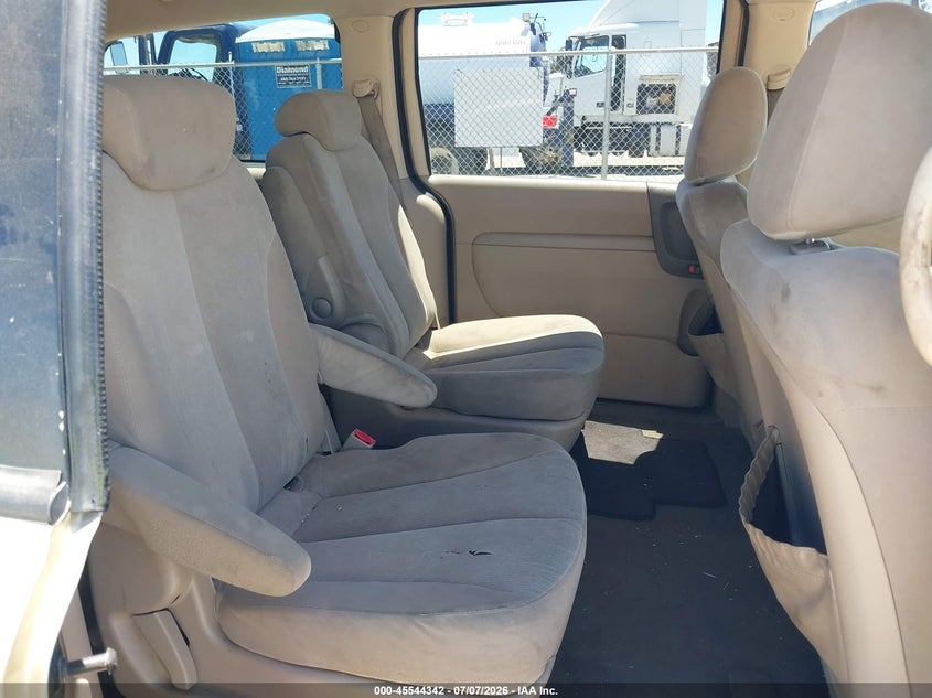 2010 Kia SEDONA VIN KNDMG4C34A6325422 IAAI salvage auction — NORMAL WEAR, App For Dup Salv Title - Dealer (California), sold $100 on 2026-07-30 (photo 8)