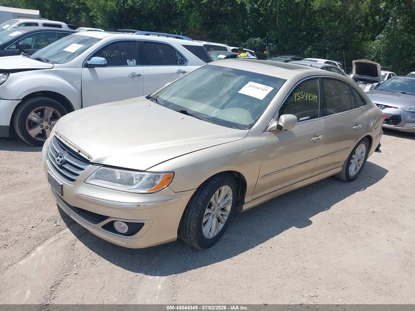 2011 Hyundai Azera VIN KMHFC4DD4BA533323 IAAI salvage auction — NORMAL WEAR, Rebuilt (Indiana), sold $975 on 2026-07-08 (photo 2)
