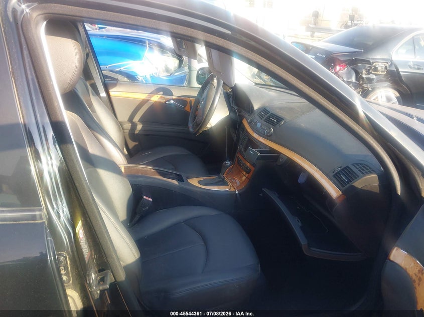 2007 Mercedes-benz E-class VIN WDBUF87XX7B178058 IAAI salvage auction — NORMAL WEAR, Clear (South Carolina), sold $450 on 2026-08-24 (photo 5)