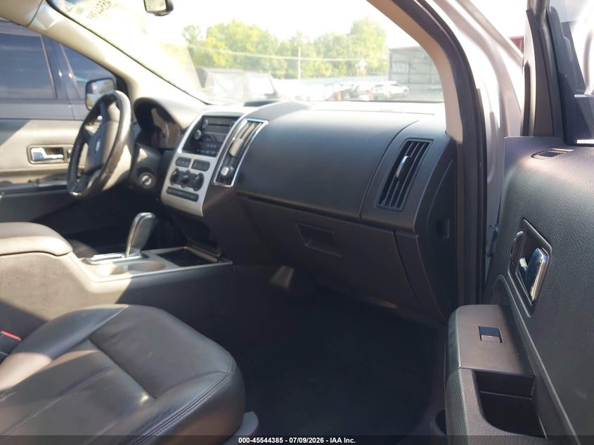 2010 Ford Edge VIN 2FMDK3JC7ABA83217 IAAI salvage auction — NORMAL WEAR, Clear (Tennessee), sold $400 on 2026-07-23 (photo 5)