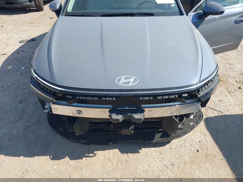 2025 Hyundai Sonata VIN KMHL64JA4SA438023 IAAI salvage auction — FRONT & REAR, Enterprise Vehicles Clear Only (Missouri), sold $13,300 on 2026-07-09 (photo 6)