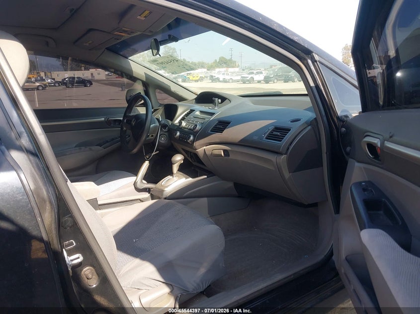 2007 Honda Civic VIN JHMFA16817S004050 IAAI salvage auction — NORMAL WEAR, Clear - Dealer Only (California), sold $1,000 on 2026-07-08 (photo 5)