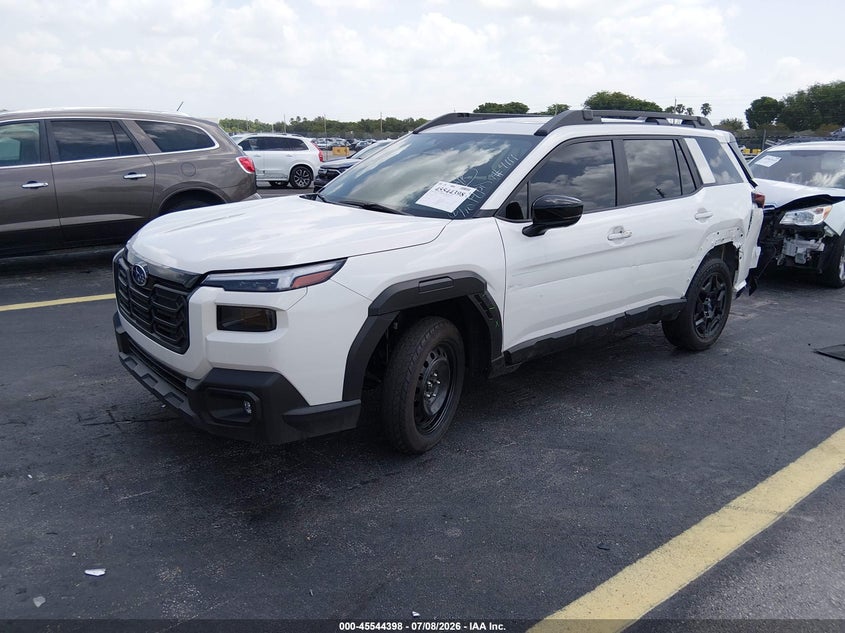 2026 Subaru Outback VIN JF2BUPDD5TY454111 IAAI salvage auction — LEFT SIDE, Rebuildable (Florida), sold $16,150 on 2026-08-20 (photo 2)