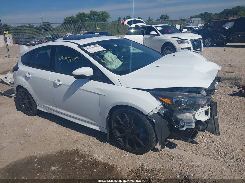 2016 Ford Focus VIN WF0DP3TH5G4117282 IAAI salvage auction — FRONT END, Salvage Title, sold $2,100 on 2026-08-04 (photo 1)