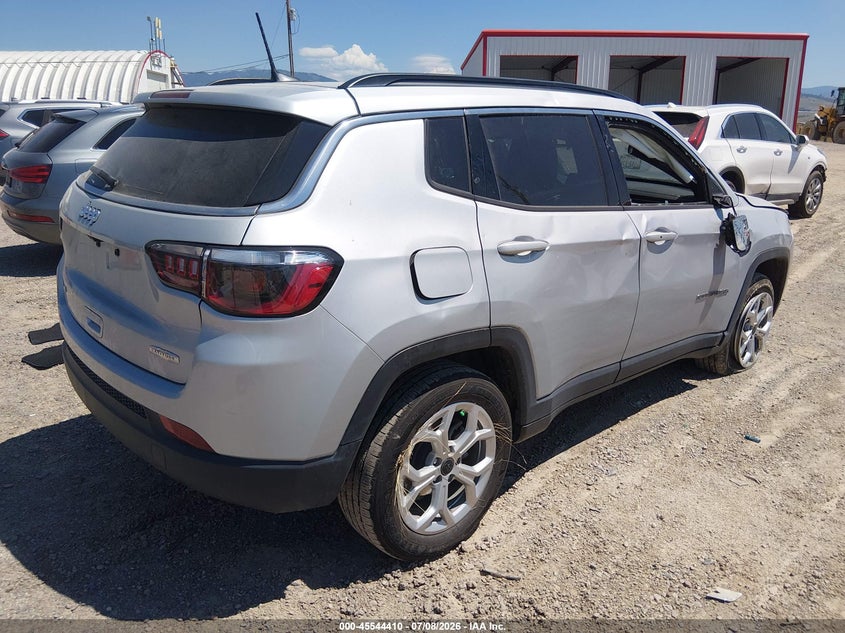 2025 Jeep Compass VIN 3C4NJDBN4ST504074 IAAI salvage auction — ROLLOVER, Salvage Title, sold $1,950 on 2026-08-23 (photo 4)
