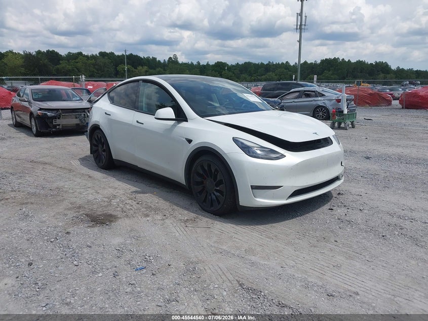 2022 Tesla Model y VIN 7SAYGDEF9NF414666 IAAI salvage auction — REAR END, Salvage Title, sold $6,800 on 2026-07-26 (photo 1)