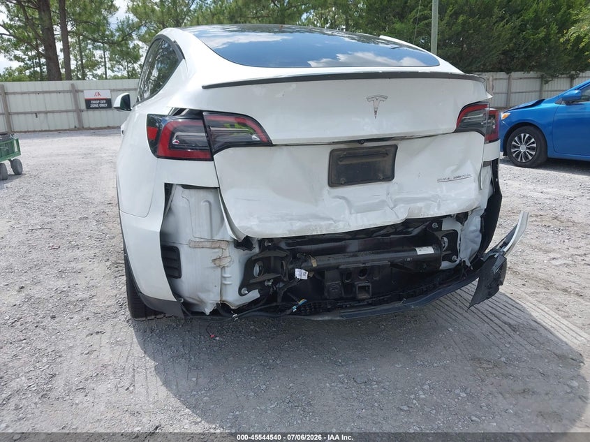 2022 Tesla Model y VIN 7SAYGDEF9NF414666 IAAI salvage auction — REAR END, Salvage Title, sold $6,800 on 2026-07-26 (photo 6)