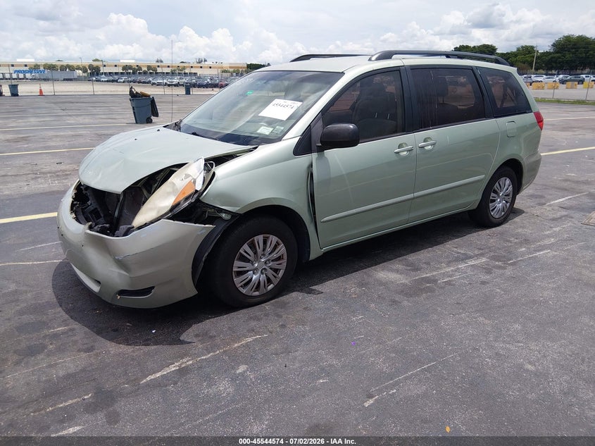 2008 Toyota Sienna VIN 5TDZK23C78S139070 IAAI salvage auction — LEFT FRONT, Rebuildable (Florida), sold $1,625 on 2026-07-30 (photo 2)