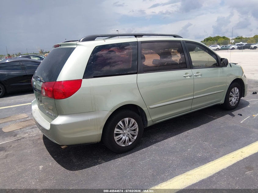 2008 Toyota Sienna VIN 5TDZK23C78S139070 IAAI salvage auction — LEFT FRONT, Rebuildable (Florida), sold $1,625 on 2026-07-30 (photo 4)