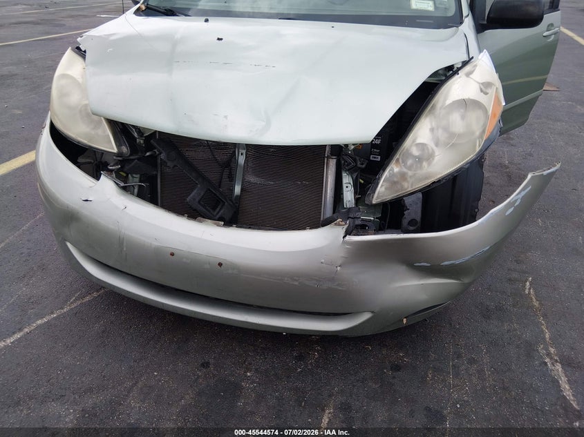 2008 Toyota Sienna VIN 5TDZK23C78S139070 IAAI salvage auction — LEFT FRONT, Rebuildable (Florida), sold $950 on 2026-07-29 (photo 6)