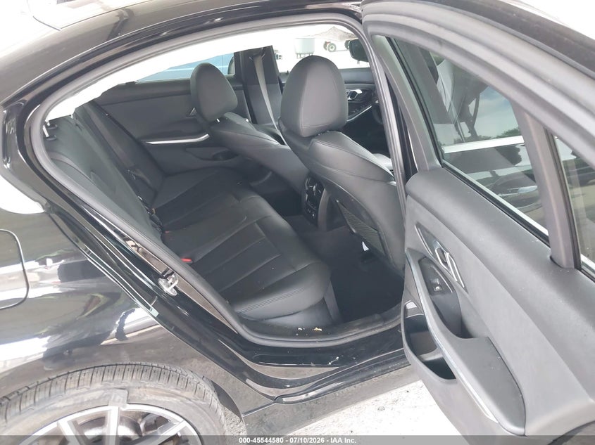 2019 BMW 3er VIN WBA5R7C53KAJ86171 IAAI salvage auction — FRONT END, Salvage Title, sold $5,975 on 2026-08-27 (photo 8)