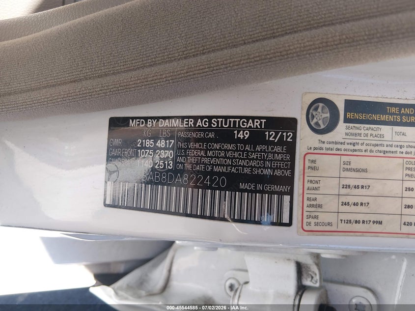 2013 Mercedes-benz C-klasse VIN WDDGF8AB8DA822420 IAAI salvage auction — LEFT FRONT, Clear (New Jersey), sold $1,125 on 2026-07-27 (photo 9)
