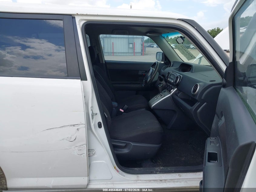 2008 Scion Xb VIN JTLKE50EX81047629 IAAI salvage auction — RIGHT SIDE, Original (Texas), sold $550 on 2026-08-29 (photo 5)