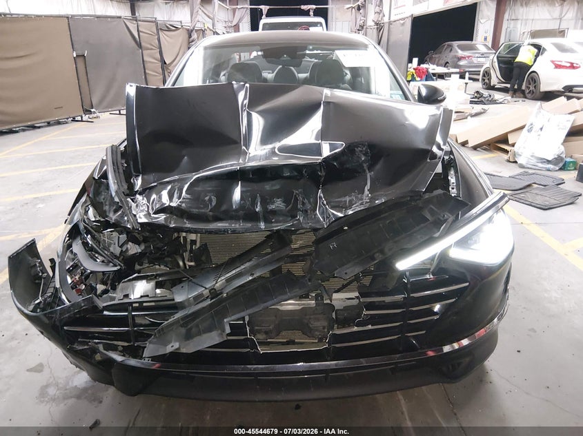 2021 Hyundai Sonata VIN 5NPEG4JAXMH068752 IAAI salvage auction — FRONT & REAR, Salvage Title, sold $575 on 2026-07-28 (photo 6)