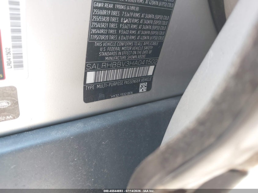 2017 Land rover Discovery VIN SALRHBBV3HA041502 IAAI salvage auction — FRONT END, Wait Title, sold $6,250 on 2026-09-11 (photo 9)