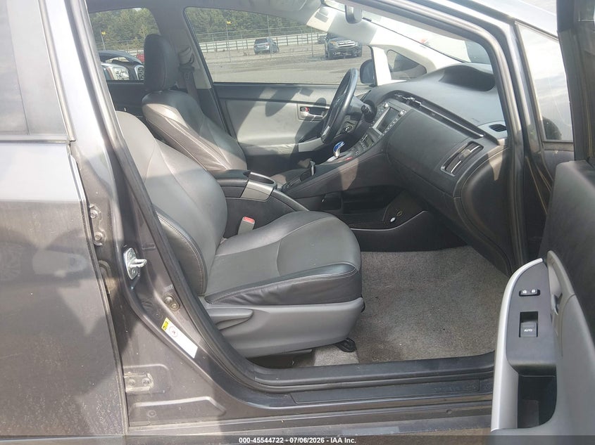 2014 Toyota Prius VIN JTDKN3DU4E1782605 IAAI salvage auction — NORMAL WEAR, Clear (Montana), sold $75 on 2026-07-29 (photo 5)