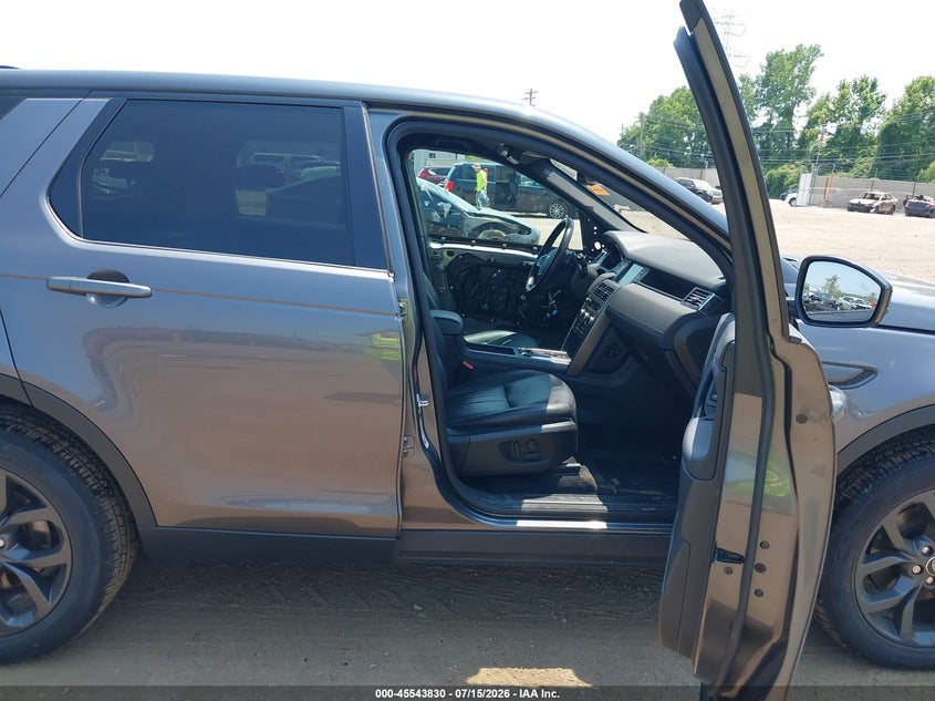 2019 Land rover Discovery sport VIN SALCR2FX1KH804274 IAAI salvage auction — FRONT END, Salvage (Ohio), sold $4,750 on 2026-07-30 (photo 5)