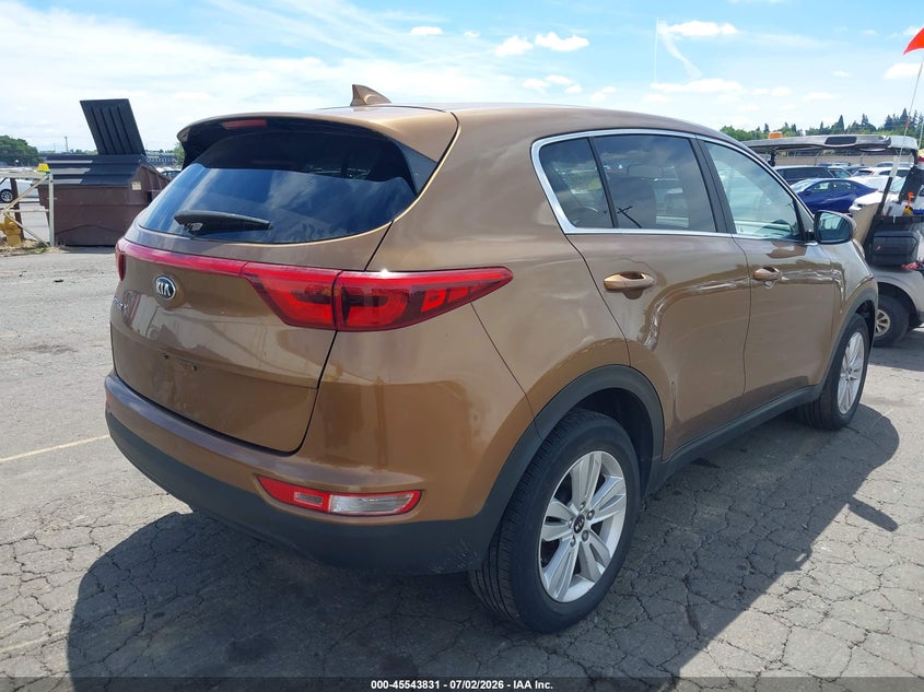 2017 Kia Sportage VIN KNDPMCAC3H7159983 IAAI salvage auction — NORMAL WEAR, Clear-Dealer Only (Oregon), sold $2,050 on 2026-07-09 (photo 4)