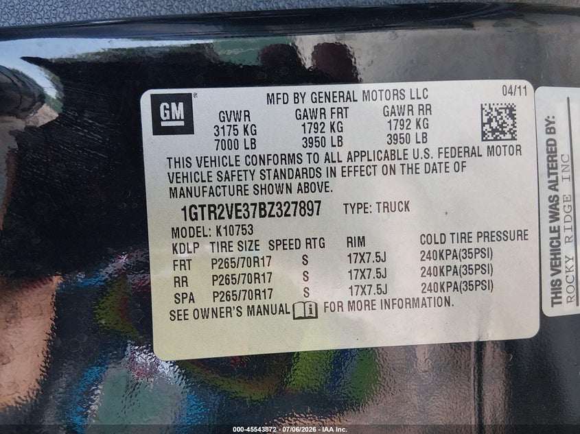 2011 Gmc SIERRA VIN 1GTR2VE37BZ327897 IAAI salvage auction — FRONT END, Salvage (Kentucky), sold $1,750 on 2026-07-31 (photo 9)