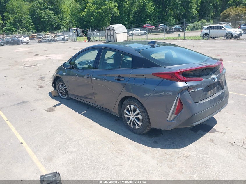 2020 Toyota Prius VIN JTDKARFP7L3155999 IAAI salvage auction — RIGHT FRONT, Salvage (Connecticut), sold $5,700 on 2026-07-23 (photo 3)