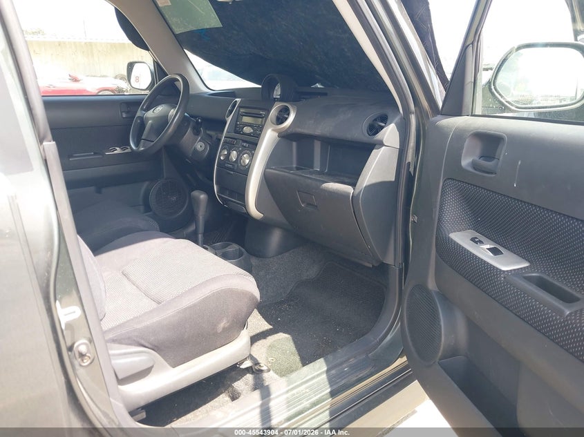 2004 Scion Xb VIN JTLKT324740144589 IAAI salvage auction — FRONT END, Salvage (California), sold $1,100 on 2026-07-22 (photo 5)