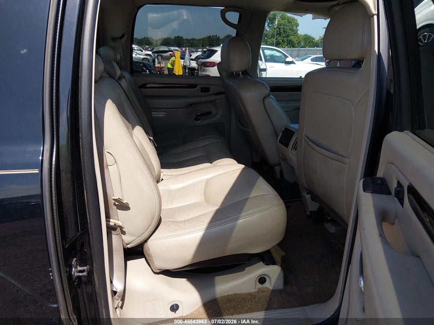 2003 Cadillac Escalade VIN 3GYEK63N33G102073 IAAI salvage auction — REAR END, Salvage (Louisiana), sold $25 on 2026-07-18 (photo 8)
