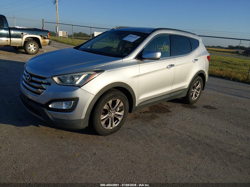 2013 Hyundai Santa fe VIN 5XYZU3LBXDG058627 IAAI salvage auction — NORMAL WEAR, Clear (Missouri), sold $1,350 on 2026-07-23 (photo 2)