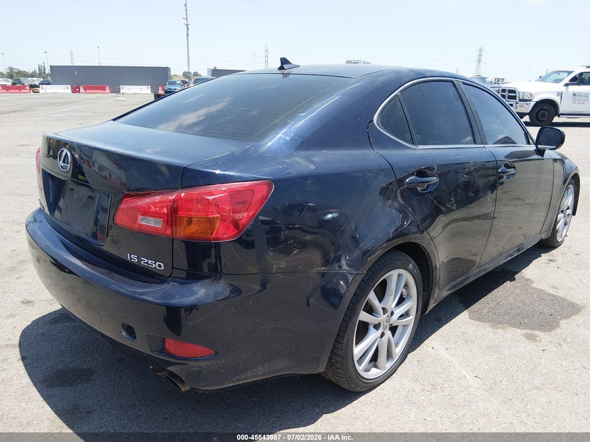2007 Lexus Is 250 VIN JTHBK262775039591 IAAI salvage auction — SIDE, Salvage (California), sold $425 on 2026-07-23 (photo 4)