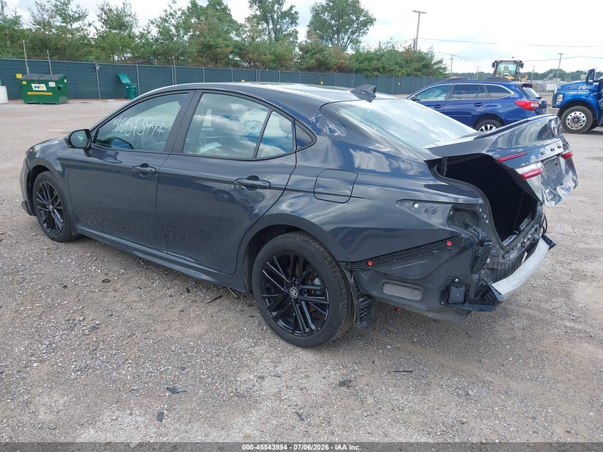 2025 Toyota Camry VIN 4T1DBADK4SU004573 IAAI salvage auction — REAR END, Salvage Title, sold $12,600 on 2026-08-03 (photo 3)