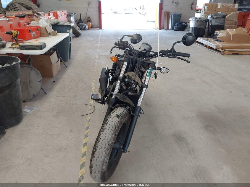 2017 Honda Cm VIN MLHNC5304H5000858 IAAI salvage auction — SIDE, Salvage (Pennsylvania), sold $75 on 2026-07-28 (photo 5)