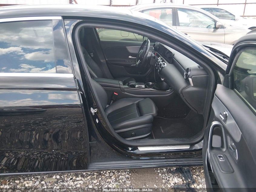 2020 Mercedes-benz A-klasse VIN W1K3G4EB5LJ205652 IAAI salvage auction — FRONT END, Salvage (Arkansas), sold $5,500 on 2026-07-26 (photo 5)