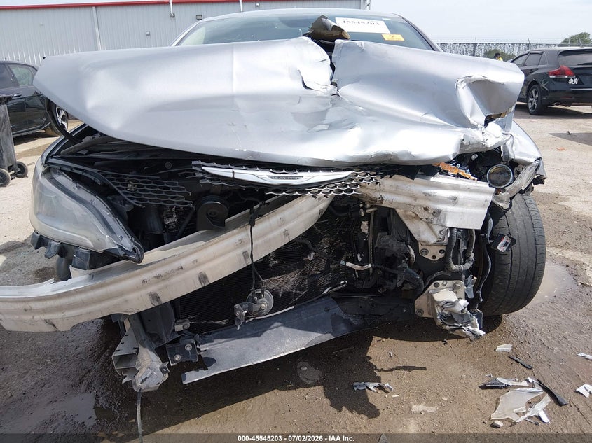 2015 Chrysler 200 VIN 1C3CCCEG1FN512474 IAAI salvage auction — FRONT END, Salvage Title, sold $225 on 2026-09-04 (photo 6)