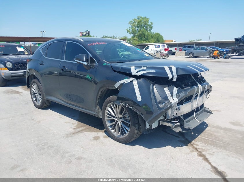 2022 Lexus Nx VIN 2T2HGCEZ4NC011762 — IAAI salvage auction photo