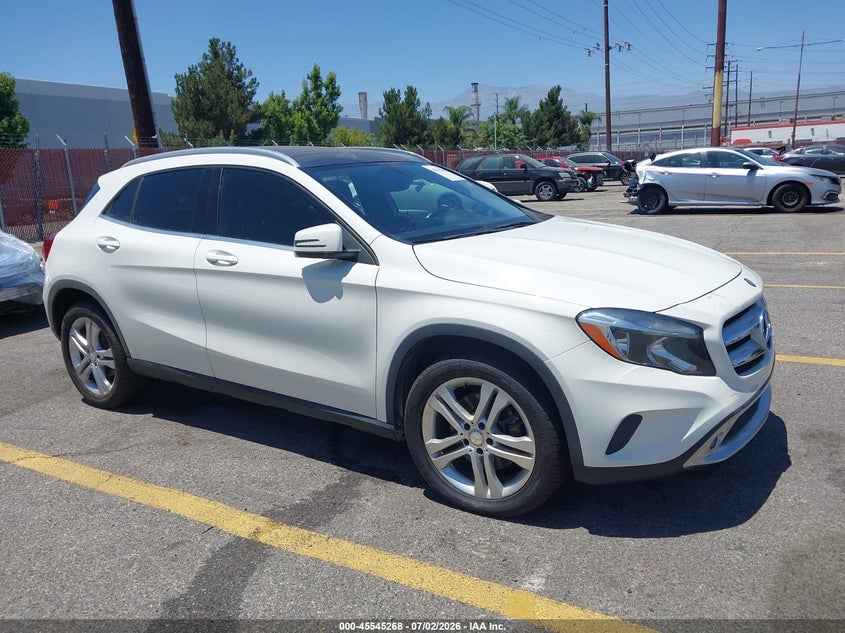 2015 Mercedes-benz Gla-class VIN WDCTG4GB8FJ077333 IAAI salvage auction — NORMAL WEAR, Clear - Dealer Only (California), sold $950 on 2026-07-21 (photo 1)