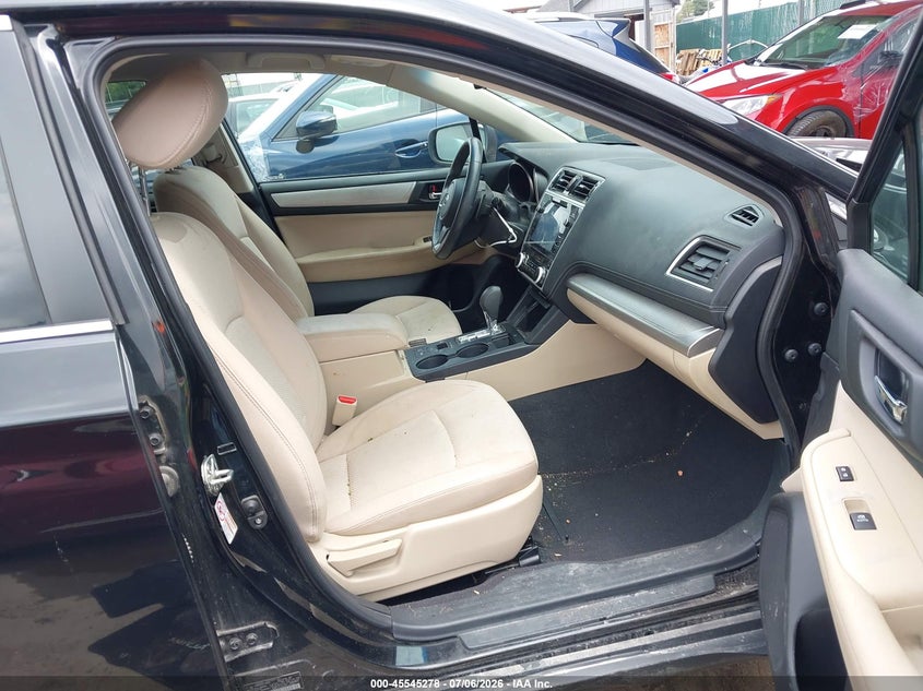 2018 Subaru Outback VIN 4S4BSACC5J3228537 IAAI salvage auction — RIGHT SIDE, Salvage Title, sold $2,450 on 2026-09-04 (photo 5)