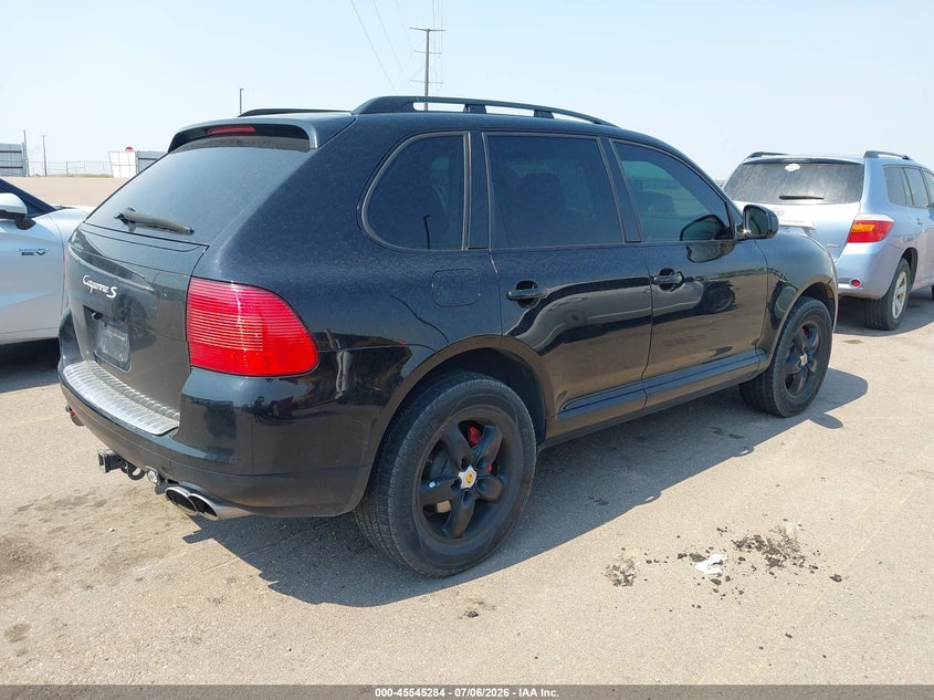 2006 Porsche Cayenne VIN WP1AB29P26LA66209 IAAI salvage auction — LEFT FRONT, Clear (Colorado), sold $625 on 2026-08-12 (photo 4)