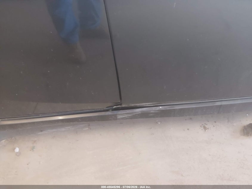2010 Mazda 3 VIN JM1BL1H50A1319030 IAAI salvage auction — NORMAL WEAR, Clear (Tennessee), sold $675 on 2026-07-13 (photo 6)