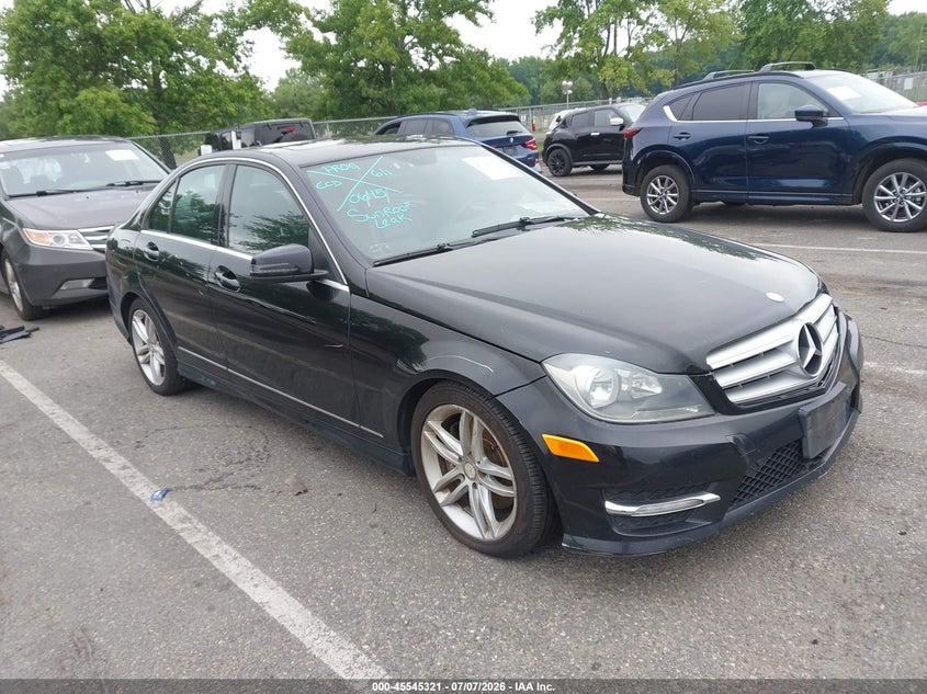 2013 Mercedes-benz C-klasse VIN WDDGF8AB7DR253254 IAAI salvage auction — WATER/FLOOD, Salvage (New Jersey), sold $975 on 2026-07-31 (photo 1)