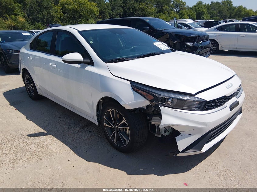2024 Kia Forte VIN 3KPF24AD8RE752756 IAAI salvage auction — FRONT END, Enterprise Vehicles Clear Only (Texas), sold $8,600 on 2026-07-13 (photo 1)