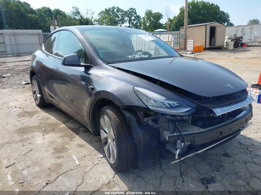 2023 Tesla Model y VIN 7SAYGDEE4PF616244 IAAI salvage auction — SIDE, Salvage Title, sold $11,500 on 2026-08-19 (photo 1)